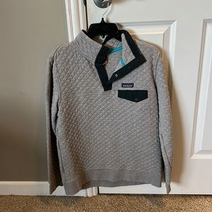 Patagonia Woman’s quarter-zip sweater